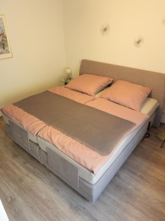 Ferienwohnung "Off Born" Familie Bremm Целль-ан-дер-Мозель Экстерьер фото